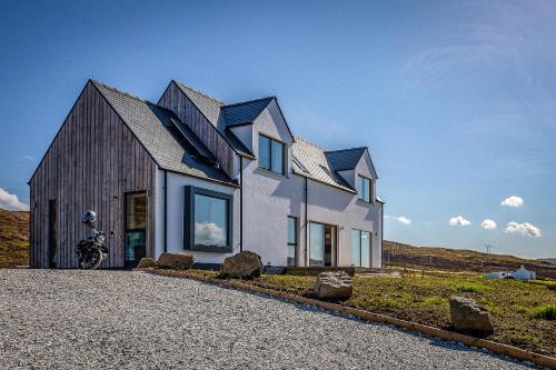 Oran Na Mara Waternish — 4-Star Luxury Hotel in Inverness, United Kingdom