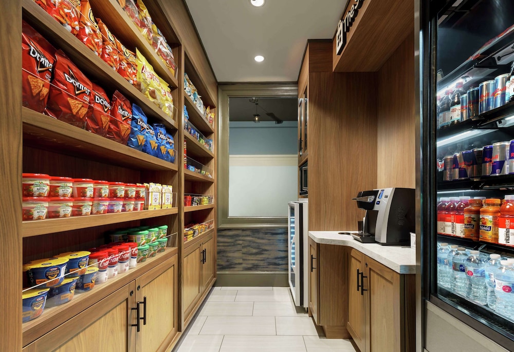 Hilton Garden Inn Annapolis Downtown - photo 33