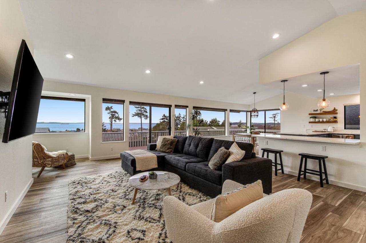 Admirals Cove in Coupeville, United States