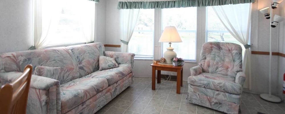 Road Runner Travel Resort Caravan Park - photo 28