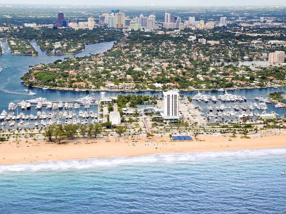 Bahia Mar Ft. Lauderdale Beach a DoubleTree by Hilton Hotel - photo 57