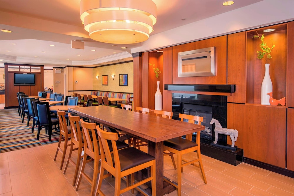 Fairfield Inn & Suites Dulles Airport Chantilly — Chantilly — photo 2