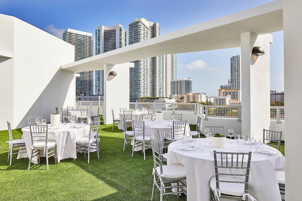 AC Hotel Miami Wynwood - photo 4