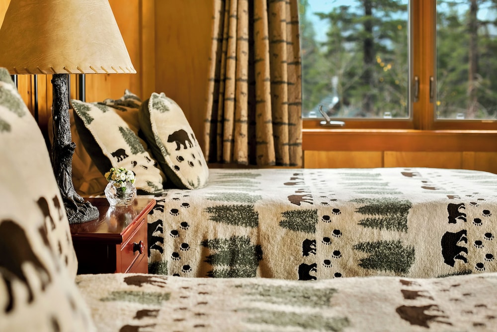 Tamarack Lodge and Resort - photo 12