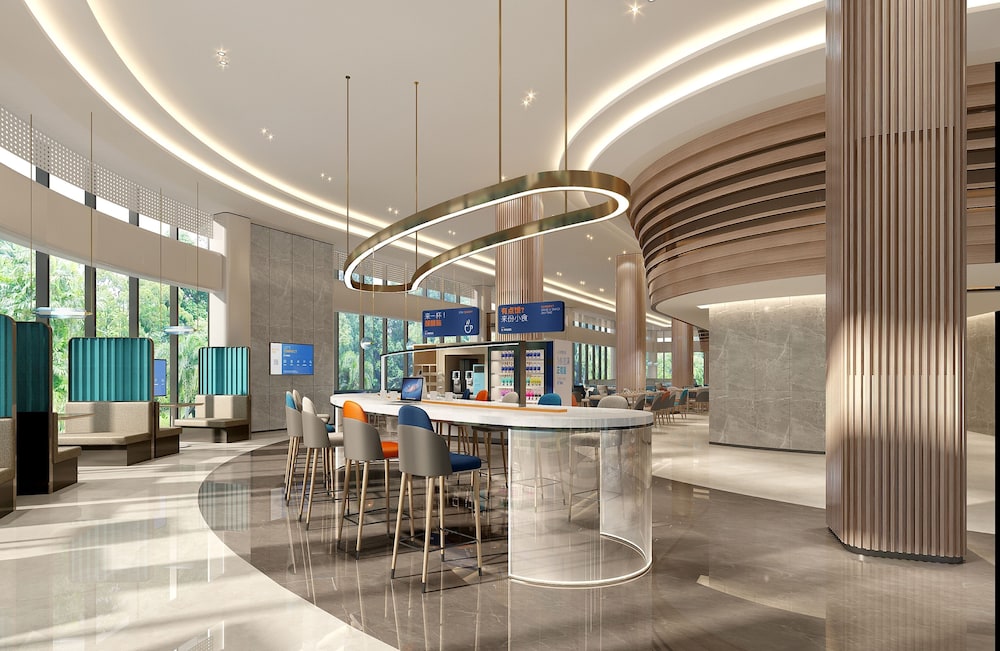 Holiday Inn Express Yibin by IHG — hotel in Yibin