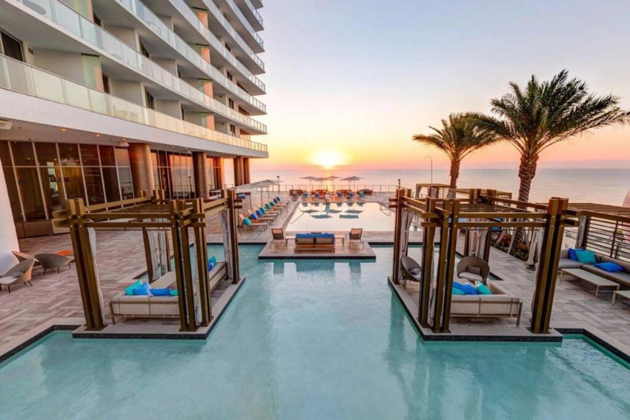 Luxury 2BR 2BA Water Front in Hyde Beach Resort in Hollywood, United States