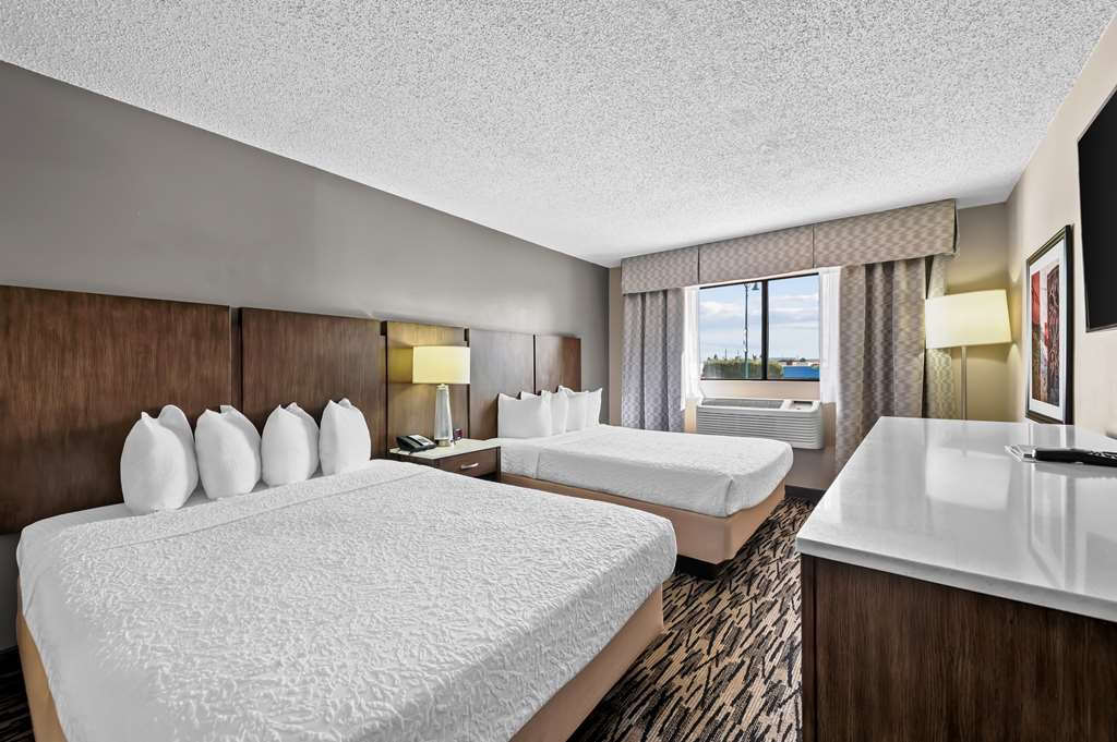 Best Western Los Alamitos Inn & Suites - photo 33