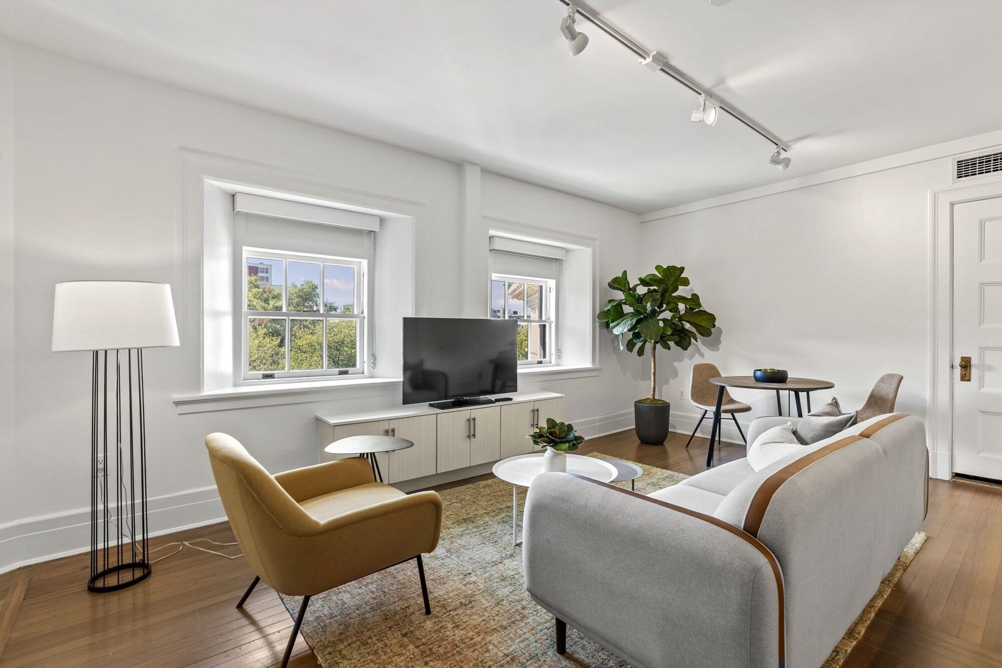 Placemakr Dupont Circle - photo 19