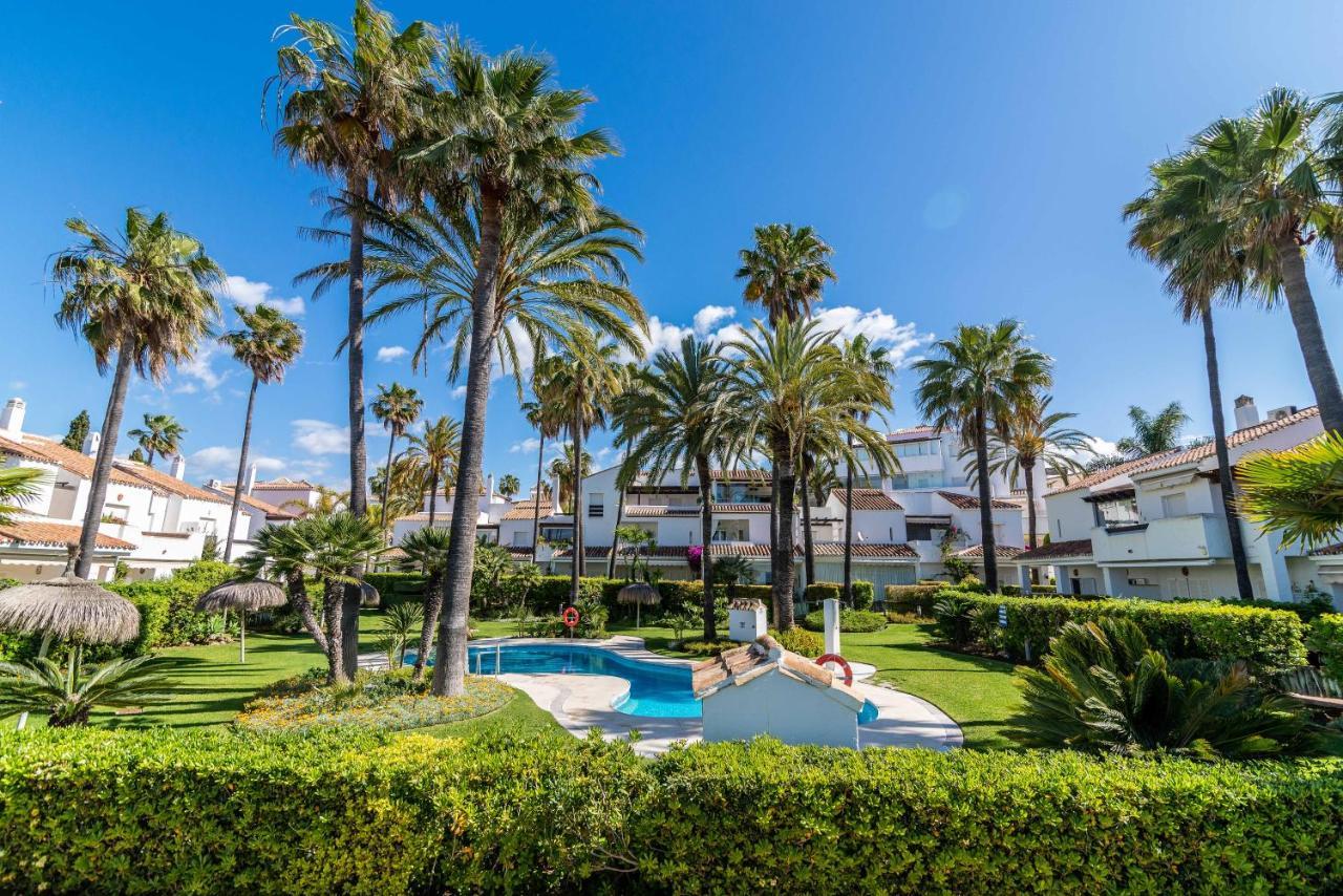 Marbella Villa Monteros — 4-Star Luxury Hotel in Marbella, Spain