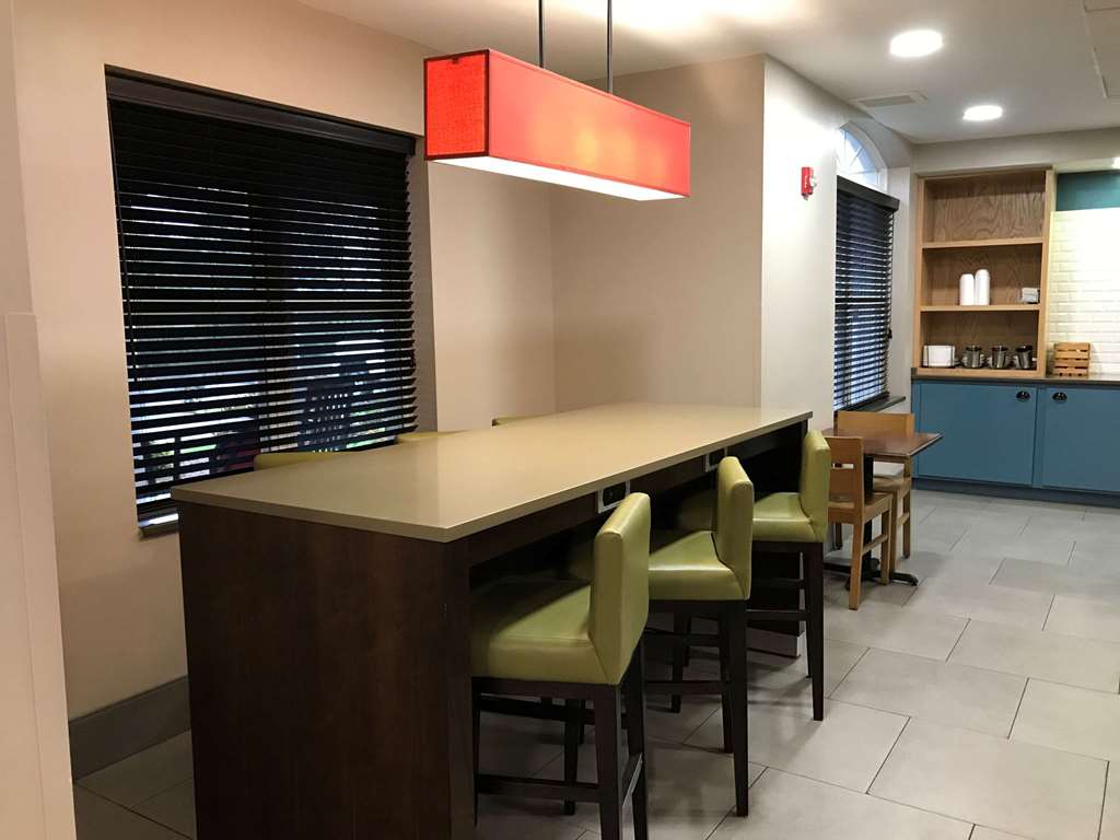 Country Inn & Suites by Radisson Emporia VA - photo 18