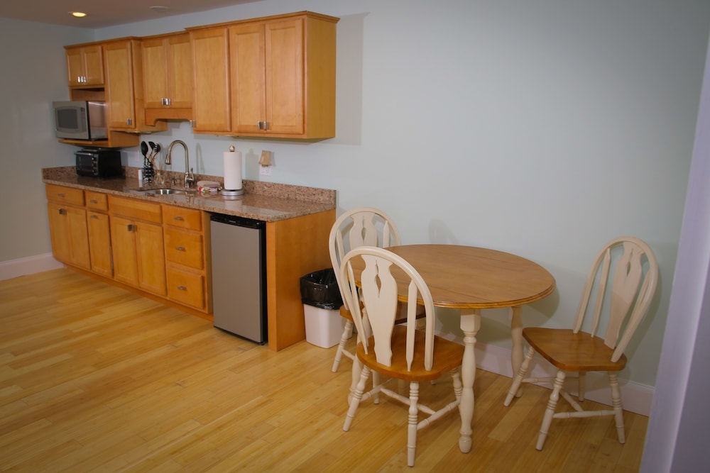 Sheepscot Harbour Village Resort - photo 173