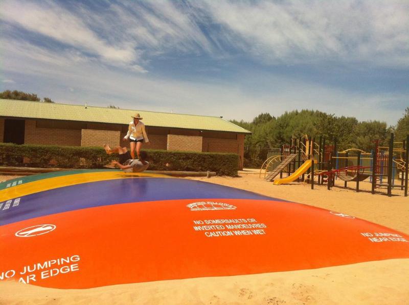 Ningaloo Coral Bay Bayview — hotel in Geraldton