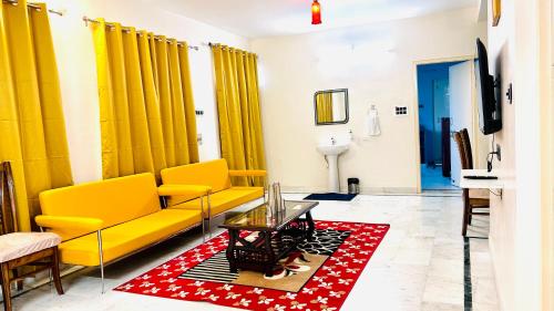 Krishna Home stays — 4-Star Luxury Hotel in Varanasi, India