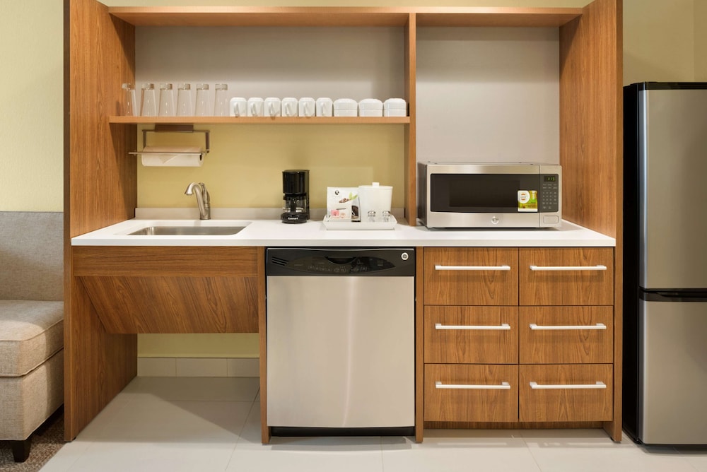 Home2 Suites by Hilton Middleburg Heights Cleveland - photo 13