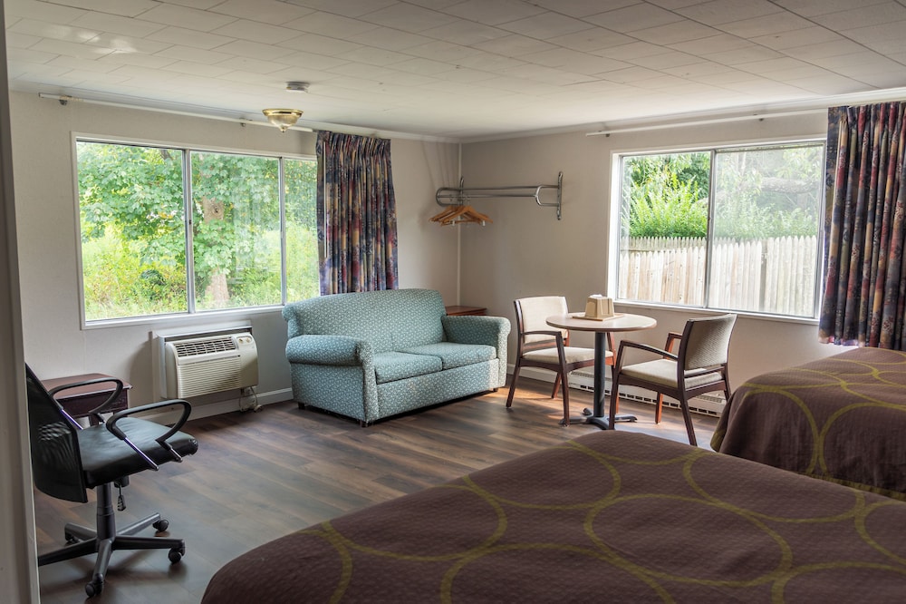 Super 8 By Wyndham W Yarmouth Hyannis Cape Cod - photo 16