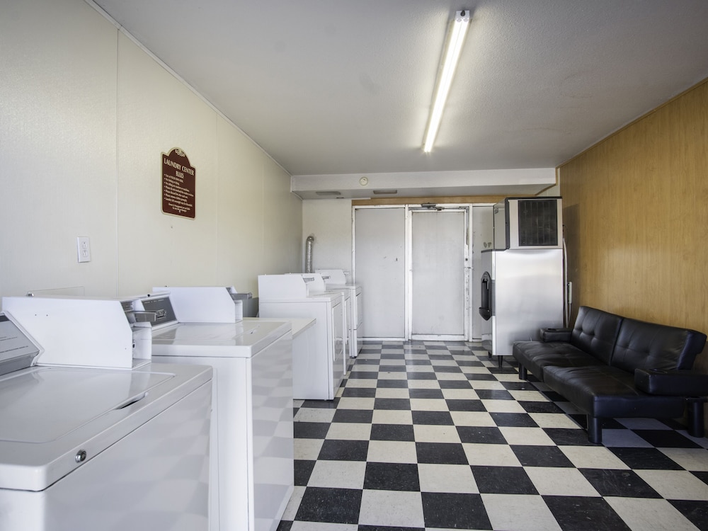 Nendels Inn & Suites - photo 33