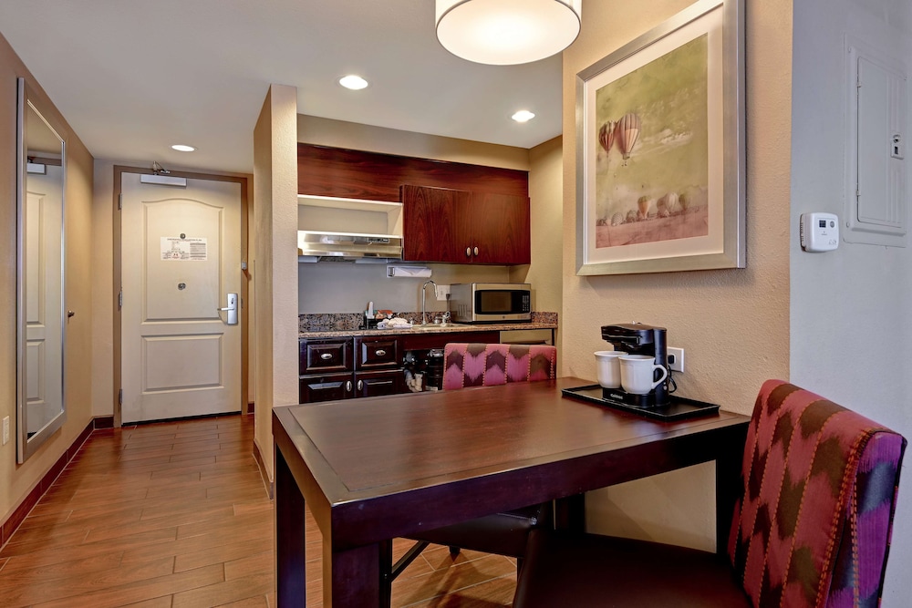 Homewood Suites by Hilton Albuquerque Airport - photo 13