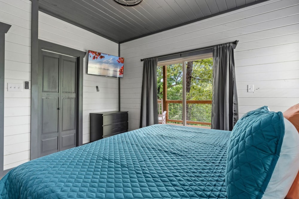 Sweet Escape By Ghosal Luxury Lodging - photo 12