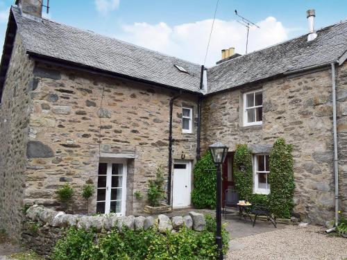 Toadhall - carbon neutral hotel in Aberfeldy