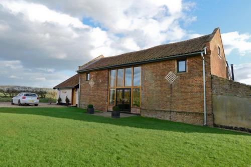 Old Field Barn Luxury B And B 8157151 — Attleborough