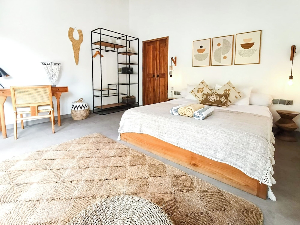 Villa Manouch — 4-Star Luxury Hotel in Denpasar, Indonesia