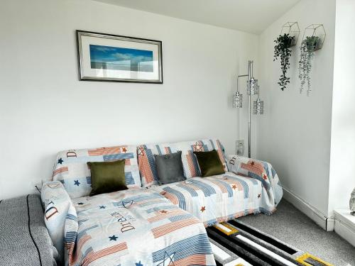 Stunning Ocean & City View APT — 4-Star Luxury Hotel in Swansea, United Kingdom
