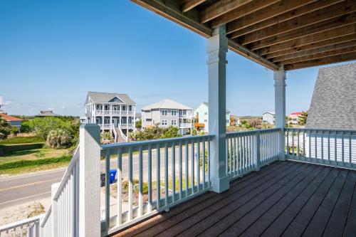 The Salty Dog by Oak Island Accommodations - photo 49