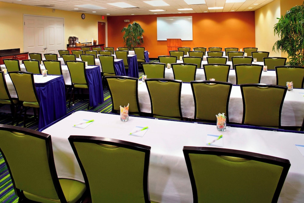 Fairfield Inn & Suites by Marriott Phoenix Midtown - photo 14