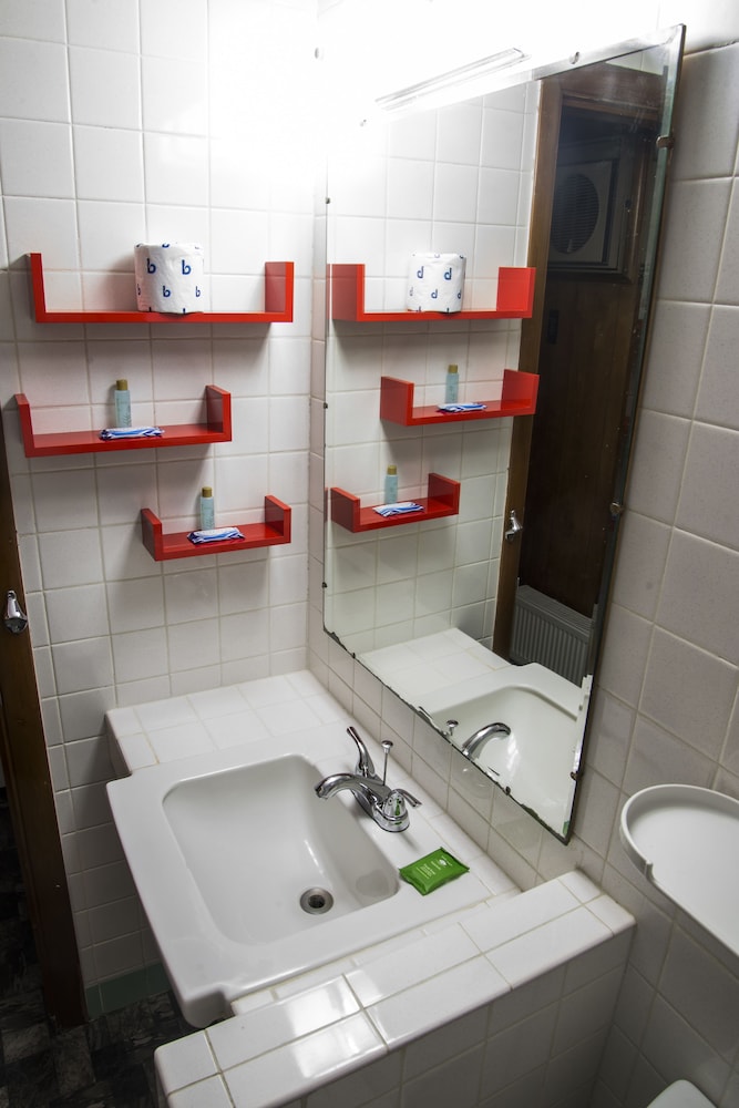 Fairway Overnight & Extended Stay - photo 22