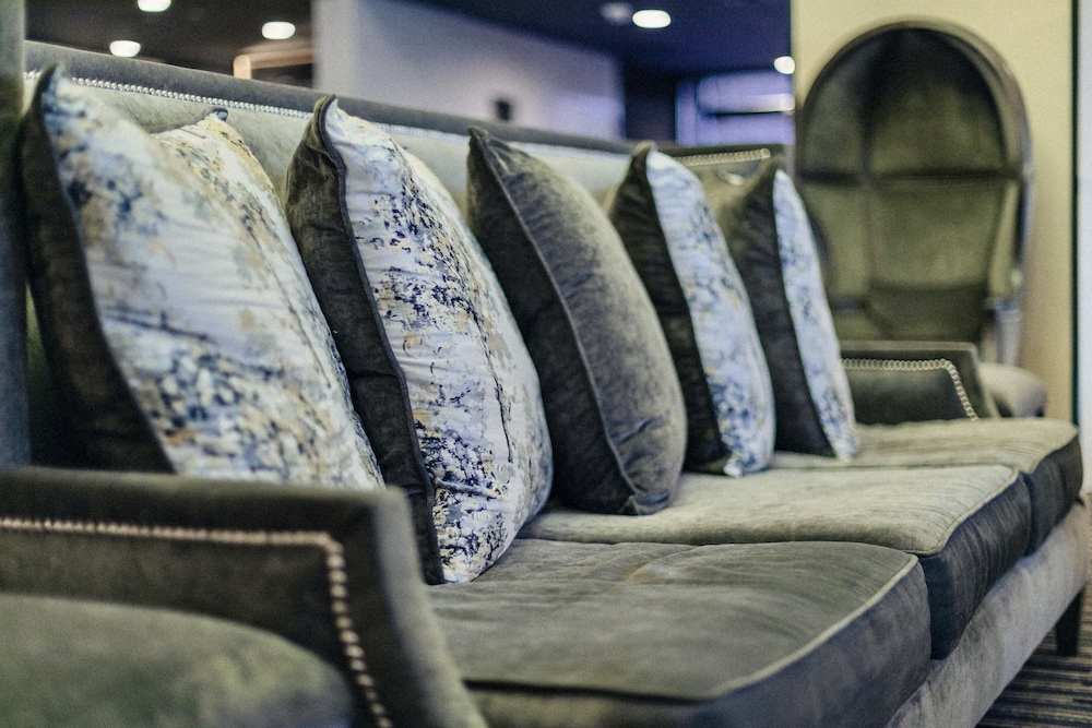 The Hills Hotel - photo 4