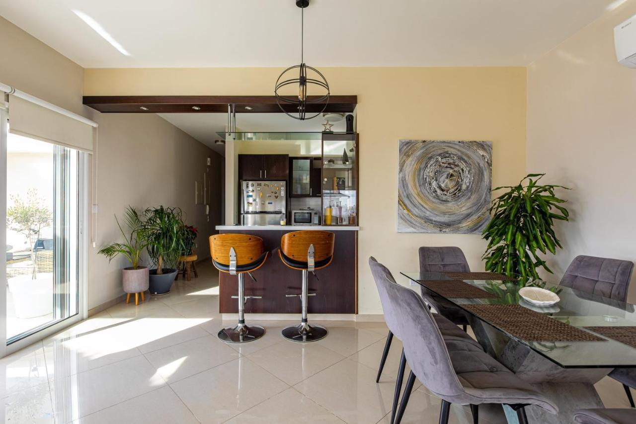 Central Bliss Your Perfect Home Away From Home