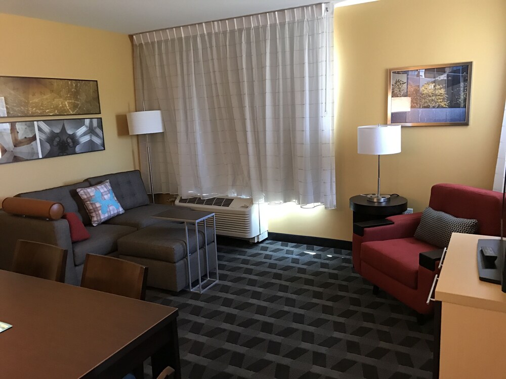 TownePlace Suites by Marriott New Hartford - photo 38