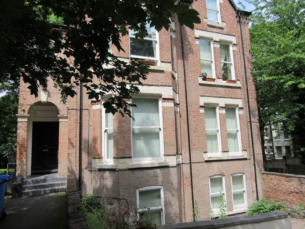 No 6 - carbon neutral hotel in Liverpool