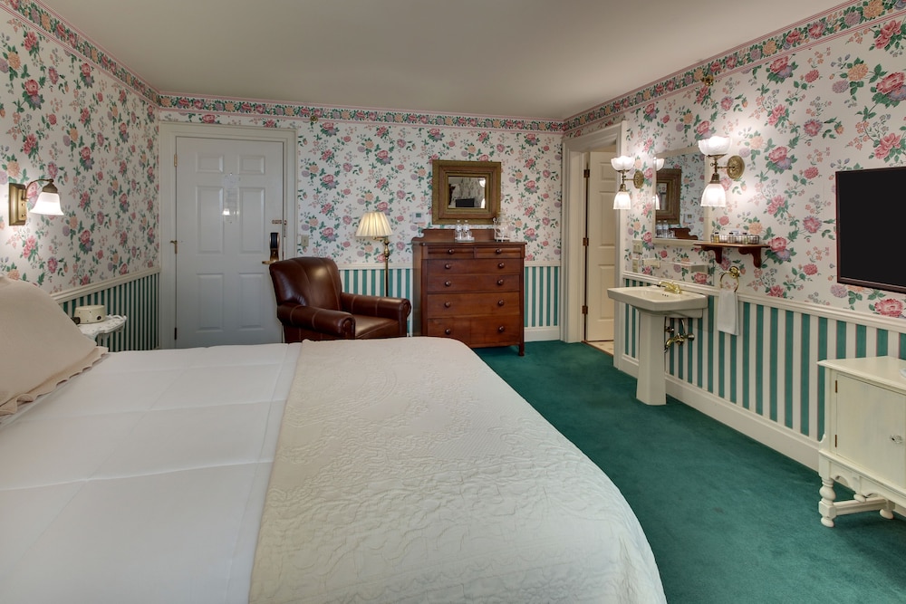 Kingsley Inn - photo 15