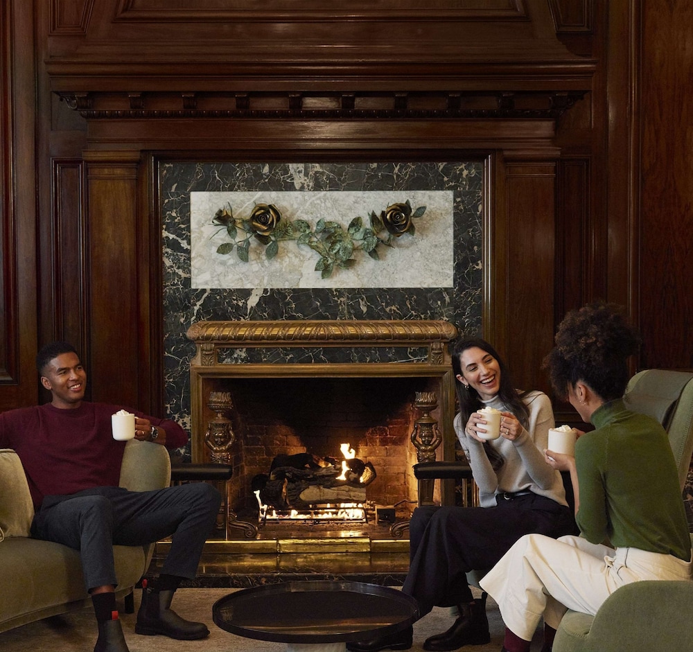 The Benson Portland Curio Collection by Hilton - photo 11