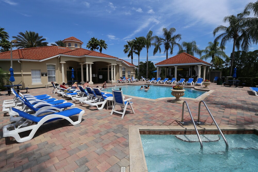 Emerald Island Resort Formosa Gardens - photo 19