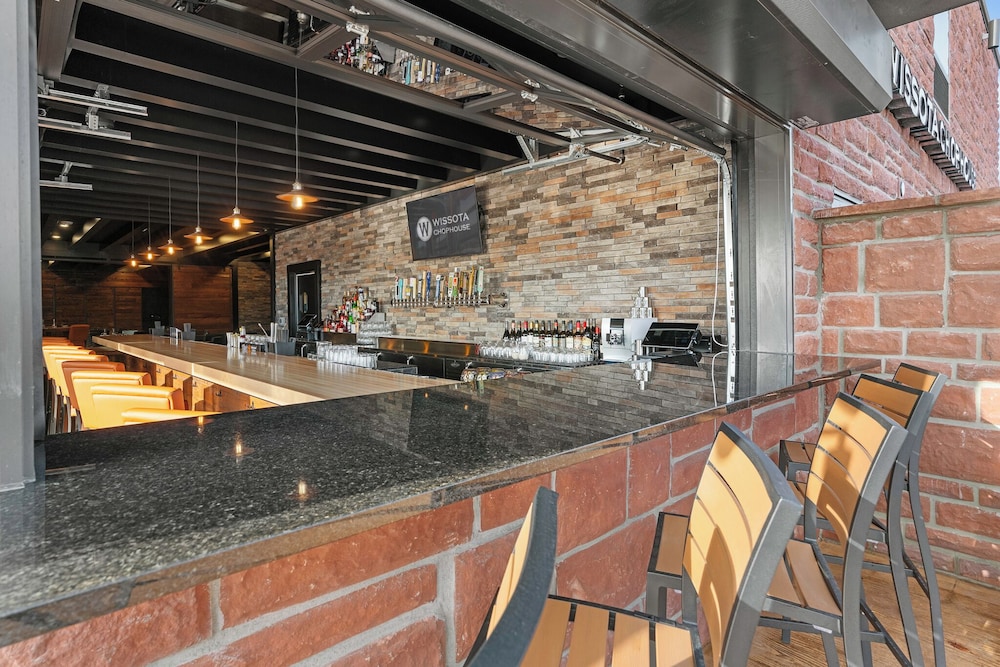 Cobblestone Hotel & Suites Lynden - photo 130
