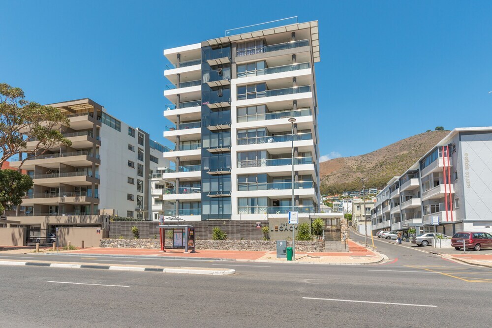 Legacy Presidential Suite — 4-Star Luxury Hotel in Cape Town, South Africa