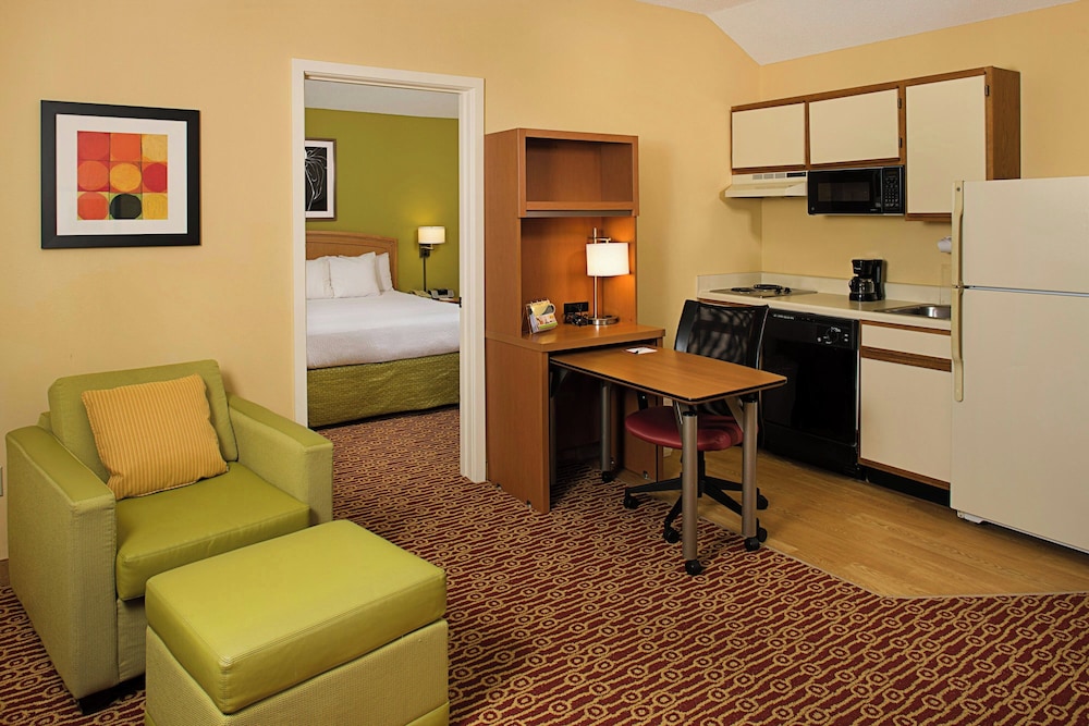 TownePlace Suites by Marriott Wichita East - photo 4