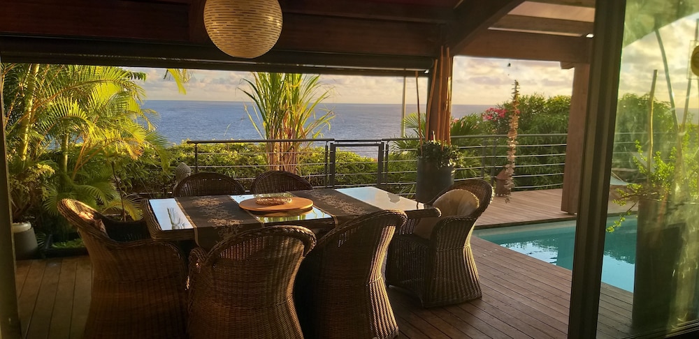 Villa Irena — 4-Star Luxury Hotel in Saint-Pierre, Réunion
