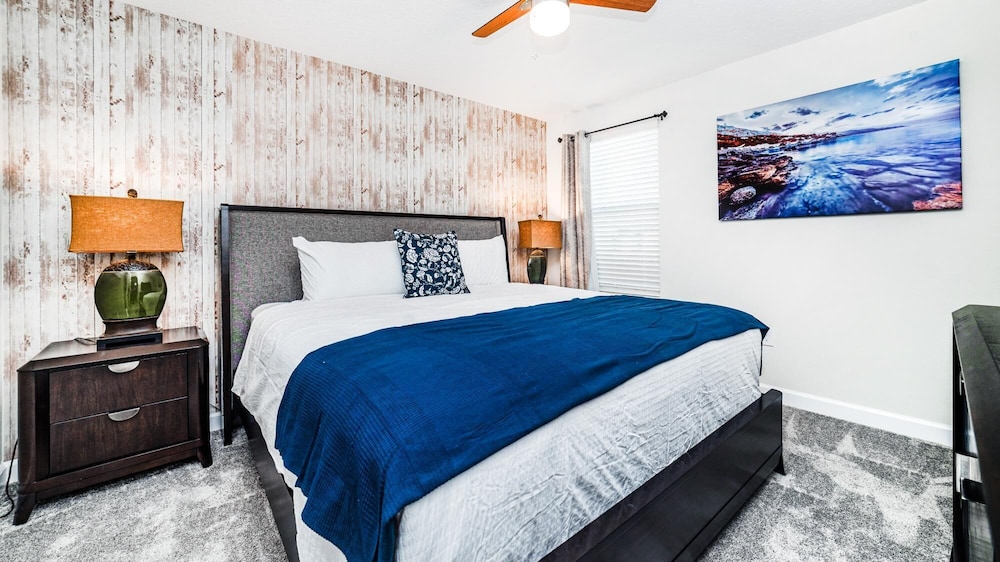 Storey Lake 9BR With Pool SPA Game Room Water Park - photo 21
