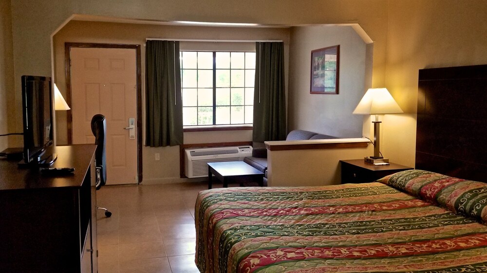 Highland Inn Denham Springs Baton Rouge East - photo 28