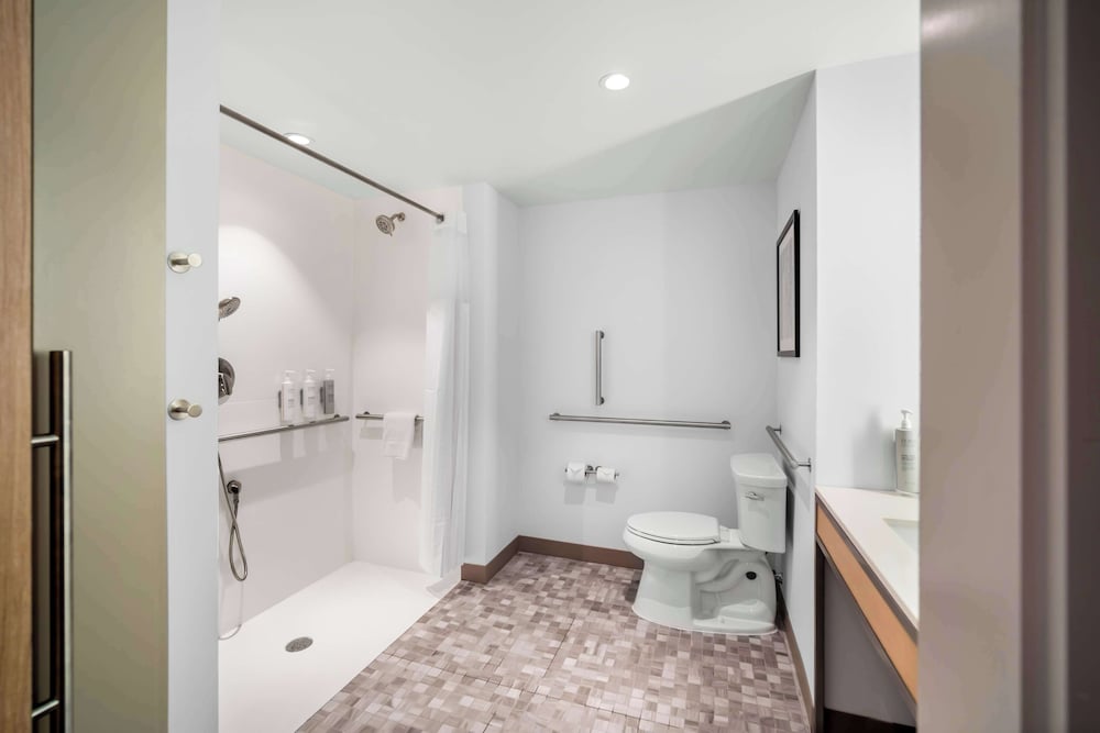 Hilton Garden Inn North Conway - photo 35