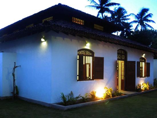 Greenparrot Villa — 4-Star Luxury Hotel in Hikkaduwa, Sri Lanka