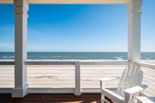 The Salty Dog by Oak Island Accommodations - photo 21