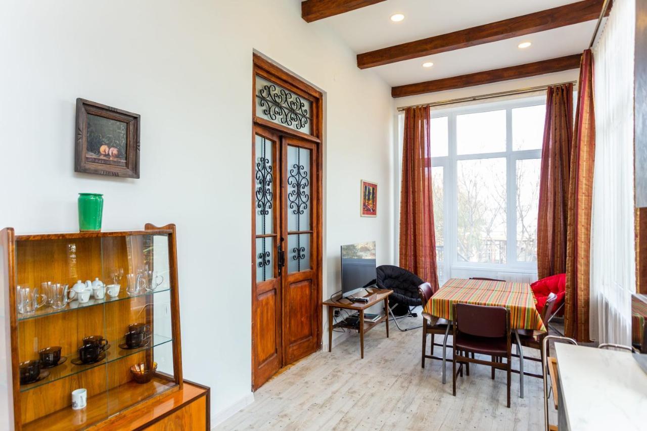 Central Tbilisi Apt with City Views by Wehost