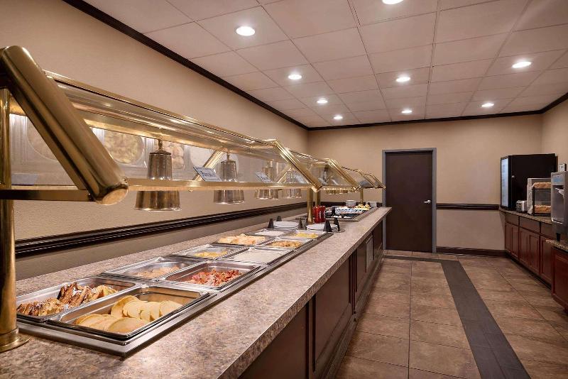 Days Inn By Wyndham Culpeper - photo 15