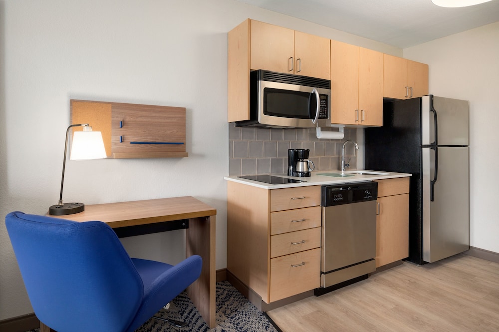 Candlewood Suites Watertown Fort Drum by IHG - photo 24