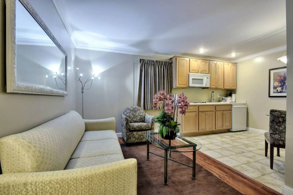 Stanford Terrace Inn - photo 14