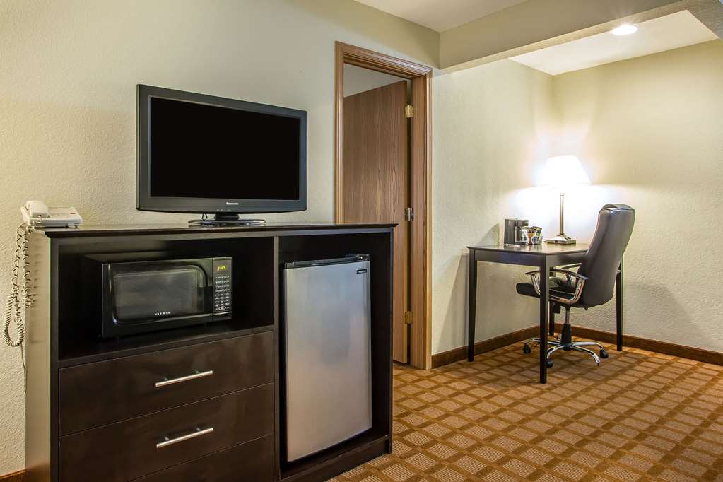 Quality Inn & Suites Marinette - photo 29